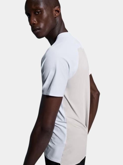 tricou pentru sport, cu maneci scurte pt. barbati ON Performance-T alb 6