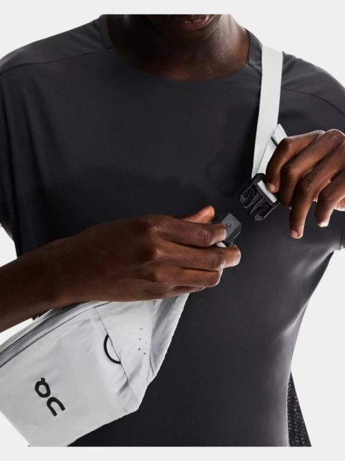 geanta de talie ON Waist Pack 2L Lite alb 6