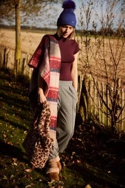 caciula cu mot pt. femei Barts Kenzie Beanie albastru 3