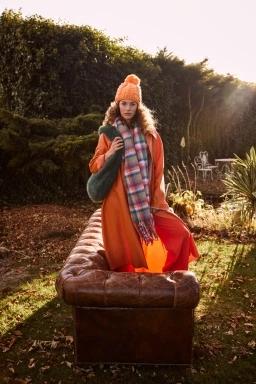 caciula cu mot pt. femei Barts Kelle Beanie portocaliu 3