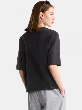 tricou cu maneci scurte pt. femei The North Face W Tnf Essential Simple Dome Boxy Rlx Ss negru 3