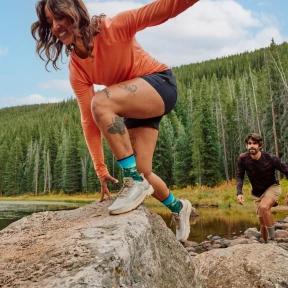 ciorapi pentru drumetii pt. femei Smartwool Women’s Hike Targeted Cushion Mountain L multicolor 3