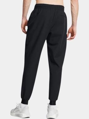 pantaloni de trening pt. barbati Under Armour UA Unstoppable Woven Jogger negru 3