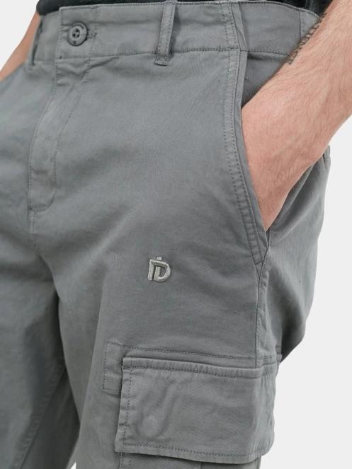 pantaloni scurti cu buzunare laterale pt. barbati Fundango Zack Cargo Shorts oliv 5