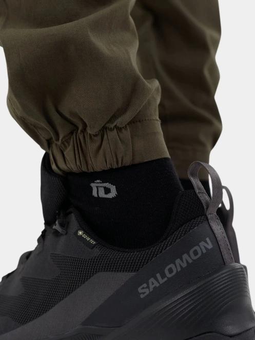 pantaloni de sport pt. barbati Fundango Python Climbing Pants oliv 8