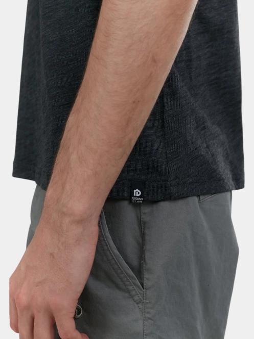 tricou cu maneci scurte pt. barbati Fundango Jaggy Structured T-shirt negru 7