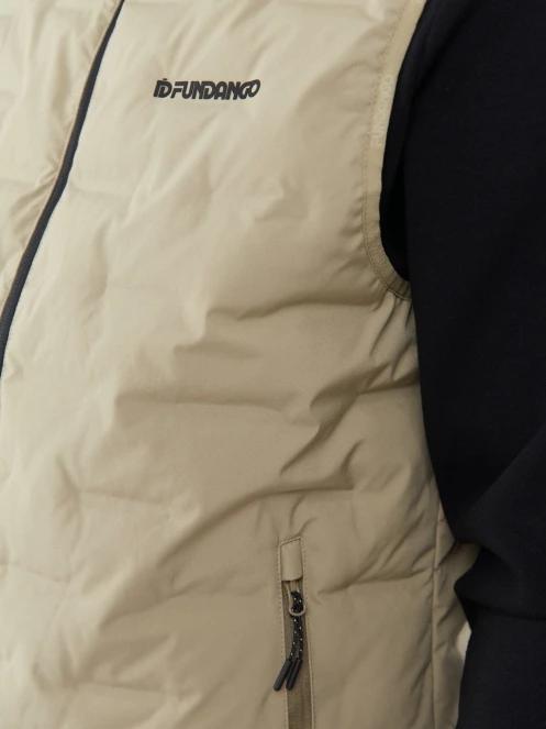 vesta pt. barbati Fundango Smoke Vest nisip 6