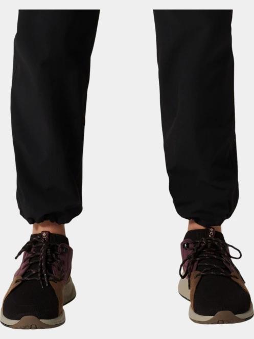 pantaloni de drumetie pt. femei Mountain Hardwear Yumalina Pant negru 6