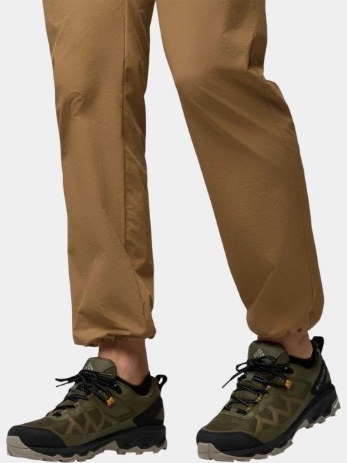 pantofi de drumetie impermeabili pt. barbati Columbia Peakfreak 3 Outdry oliv 11