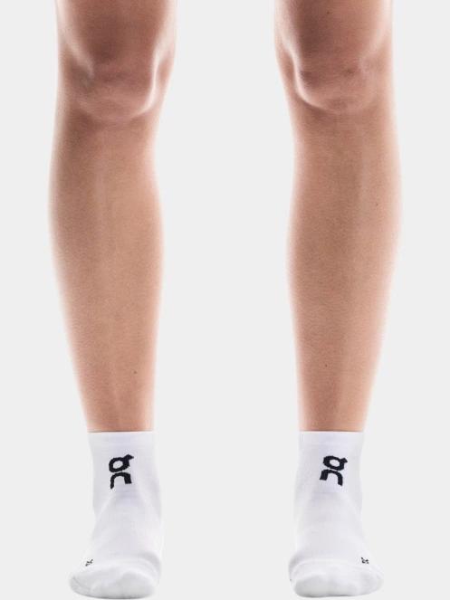 ciorapi sport ON Core Run Sock Mid 2P alb 2