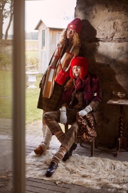 sal pt. femei Barts Landina Scarf violet 4