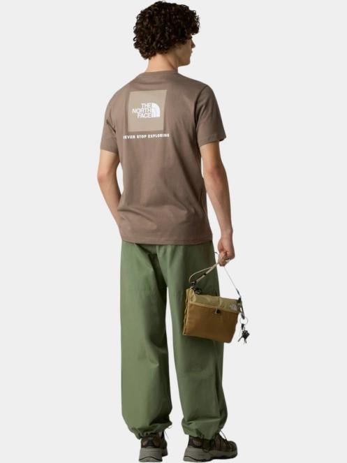 tricou cu maneci scurte pt. barbati The North Face M Ss Box Nse Tee maro 4