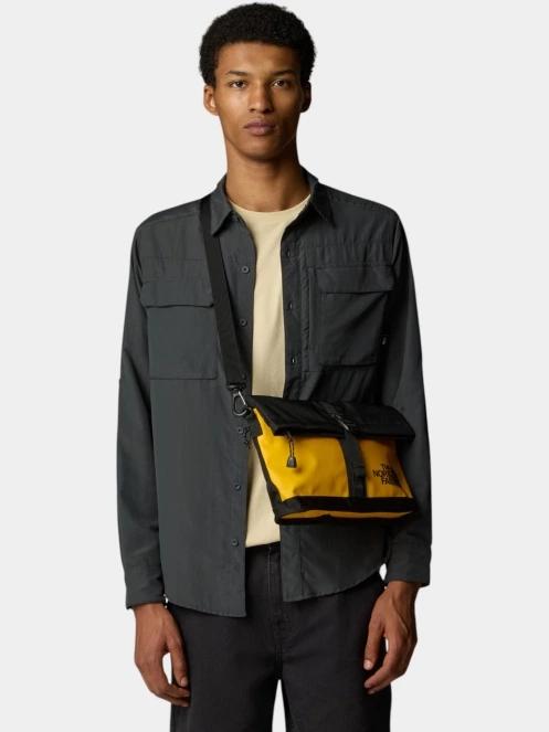 geanta de umar The North Face Base Camp Shoulder Bag galben 6