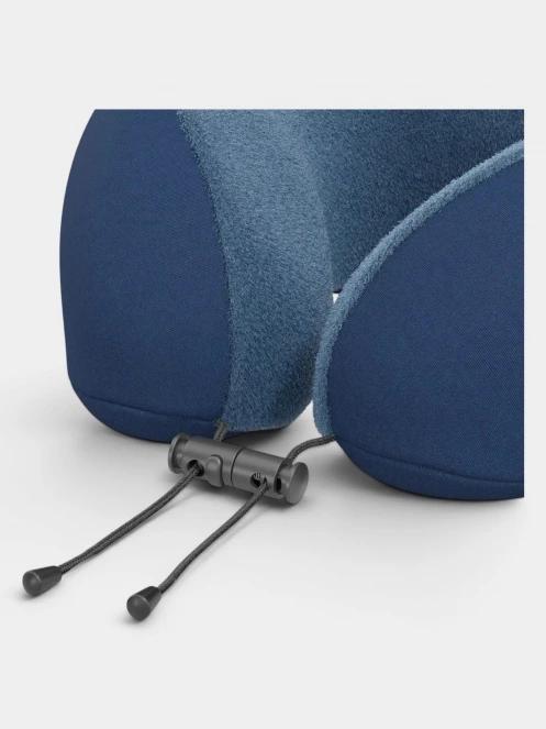 perna cervicala pentru calatorie Cabin Zero Travel Pillow albastru inchis 4