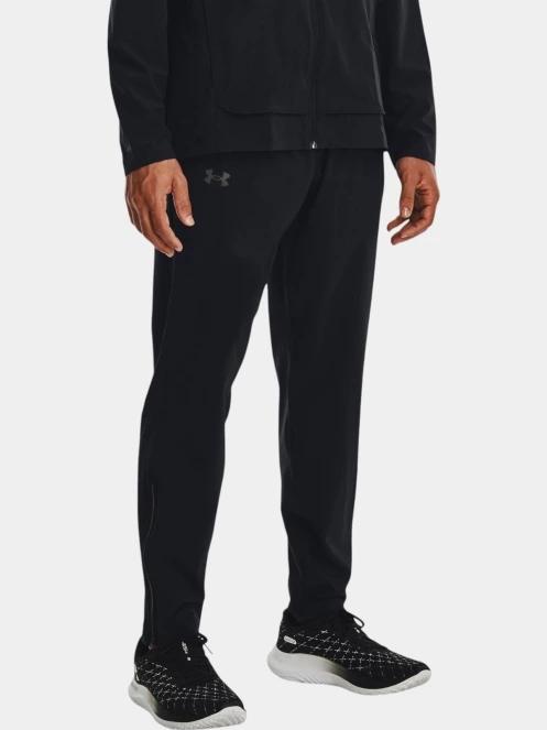 pantaloni de sport pt. barbati Under Armour Ua Outrun The Storm Pants negru 2