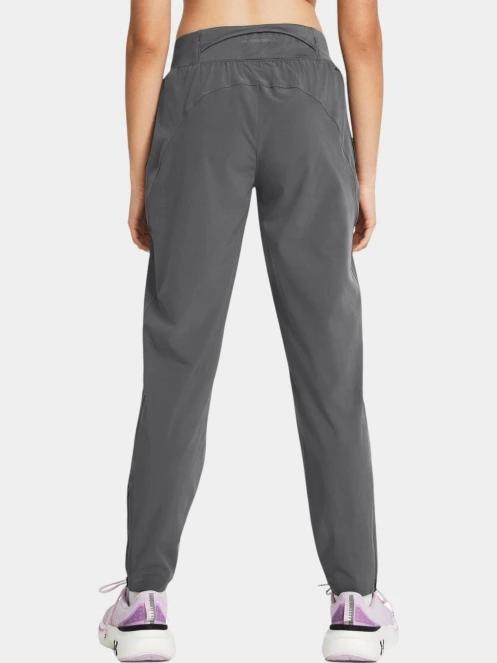 pantaloni de sport pt. barbati Under Armour Ua Outrun the Storm Pants negru 3