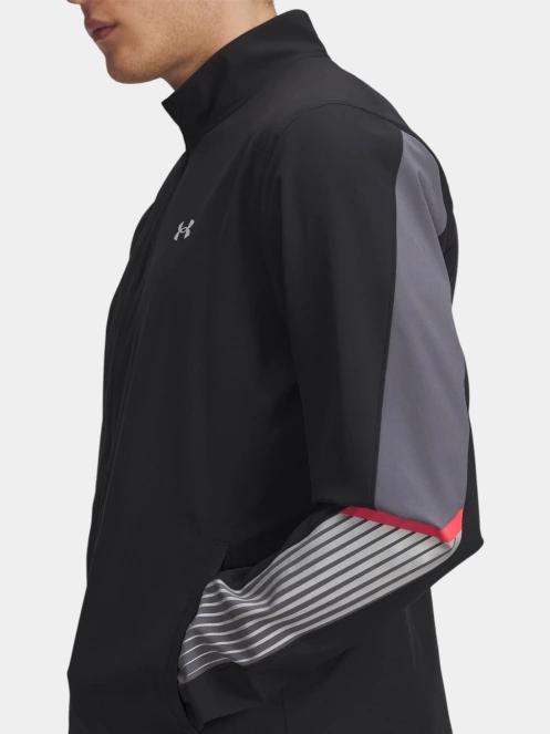 jacheta pentru alergare pt. barbati Under Armour UA Velociti Storm Jacket negru 4