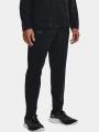 pantaloni de sport pt. barbati Under Armour Ua Outrun The Storm Pants negru 1